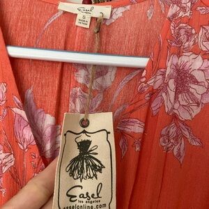 Super Cute NWT Easel Maxi